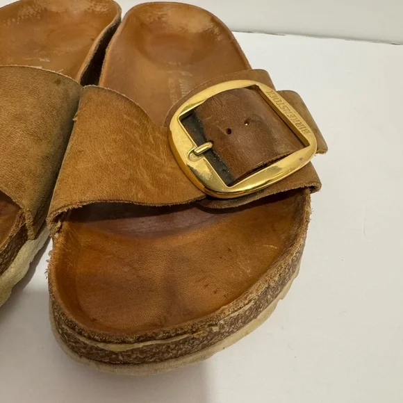 Birkenstock Brown Sandals with Gold Buckle - Picture 11 of 15